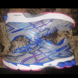 ASICS GT 2000